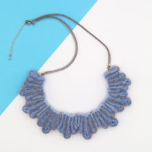 Necklace_splash_bluegrey_04