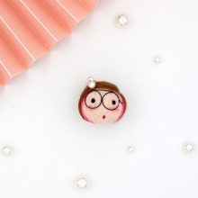 Brooch_mamasalon_betty_01