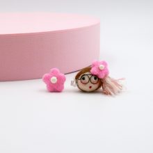 Earrings_iamaflower_betty_01