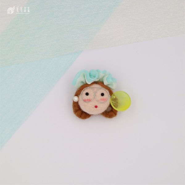 Brooch_fatfadin_mary_03_logo