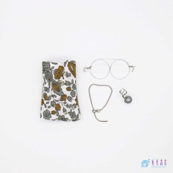 mini doll_lucy_logo_04