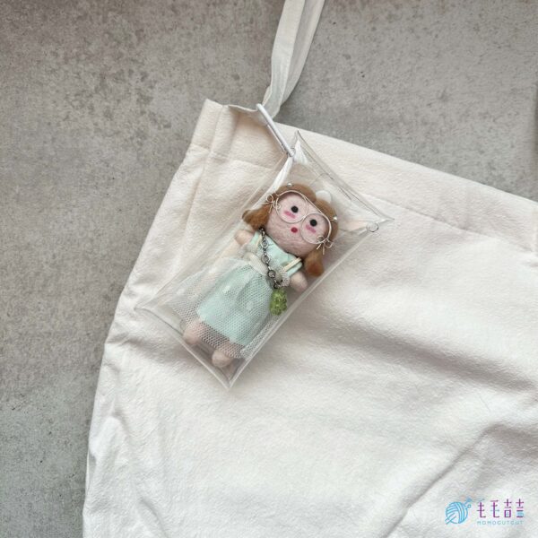 mini doll serie5_betty_logo_04