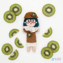Fruit Lab_Doll_Betty_01_logo